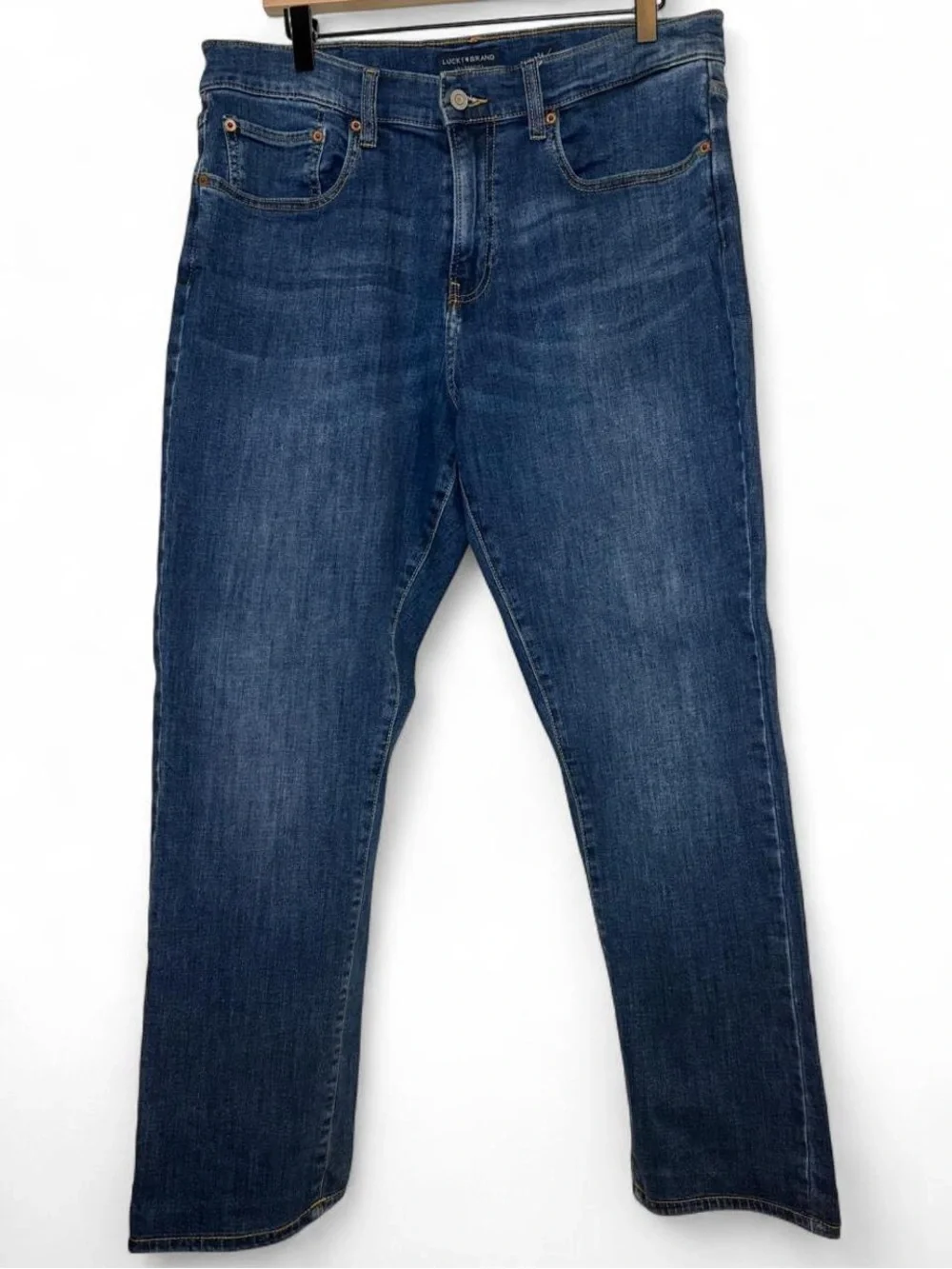 Lucky Brand 410 Athletic Straight Men’s Jeans